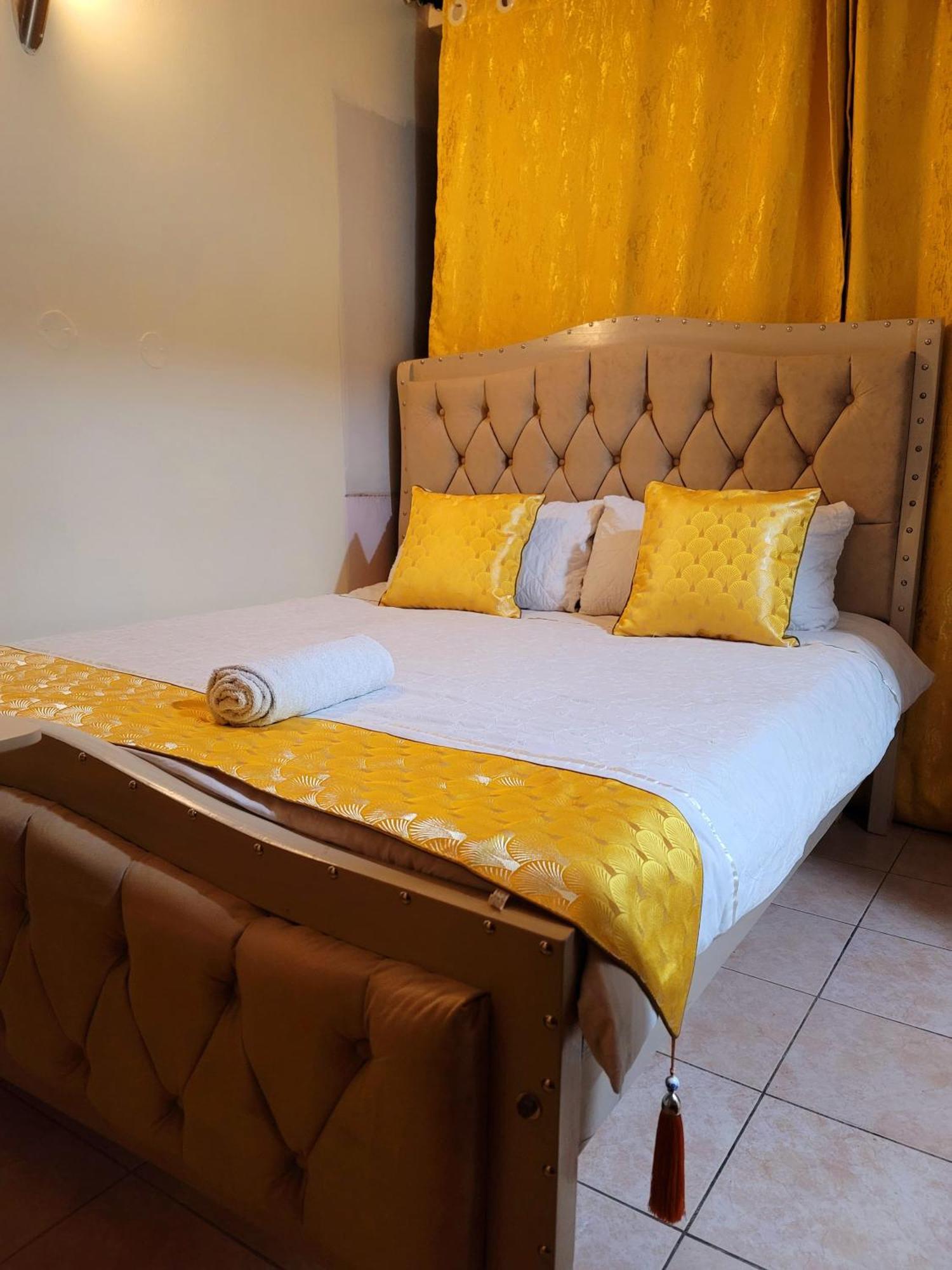 Deka Hotel Ngara Equity Nairobi Exteriör bild