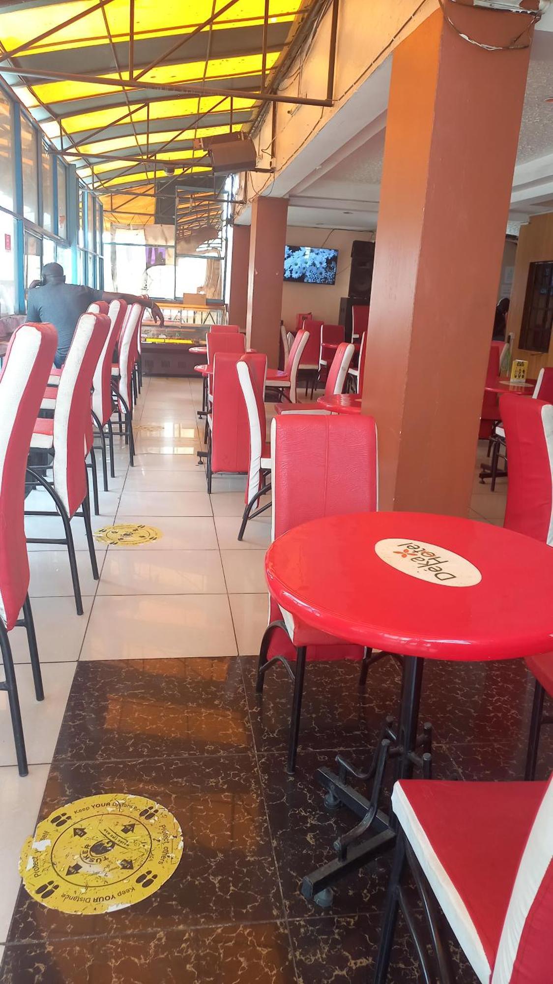 Deka Hotel Ngara Equity Nairobi Exteriör bild